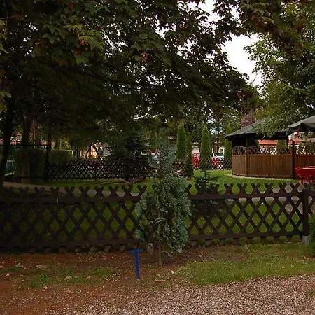 Osrodek Wypoczynkowy Madamaku 2* Sianozety